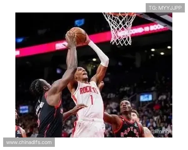 2017年火箭队教练组成员及其战术影响详解